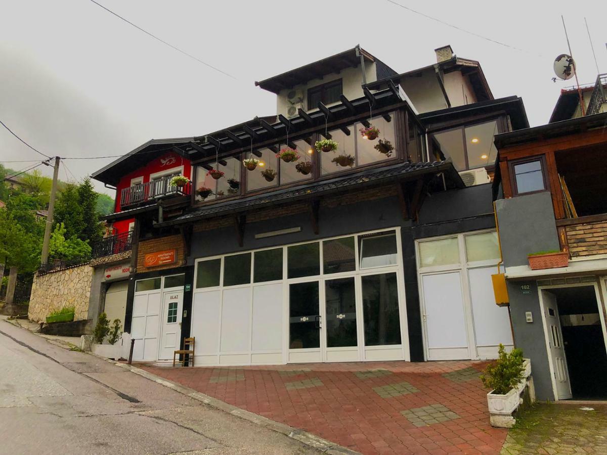 فندق Demi Old Town - Garage Parking سراييفو المظهر الخارجي الصورة